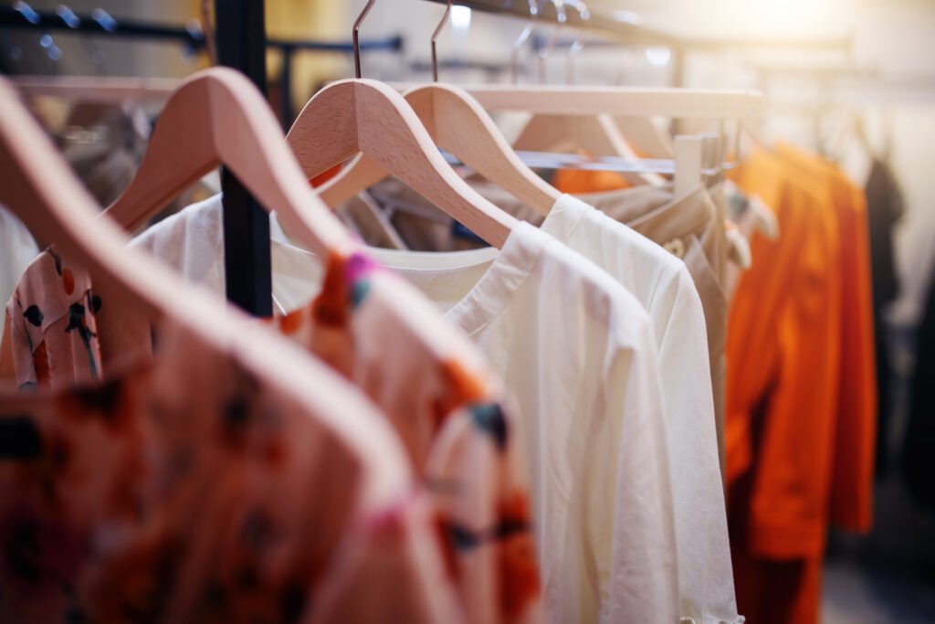 How to save money on clothes and shoes